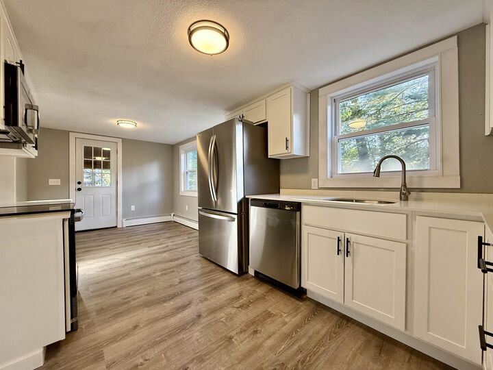 Property Photo: 29 Fordway Street NH 03038