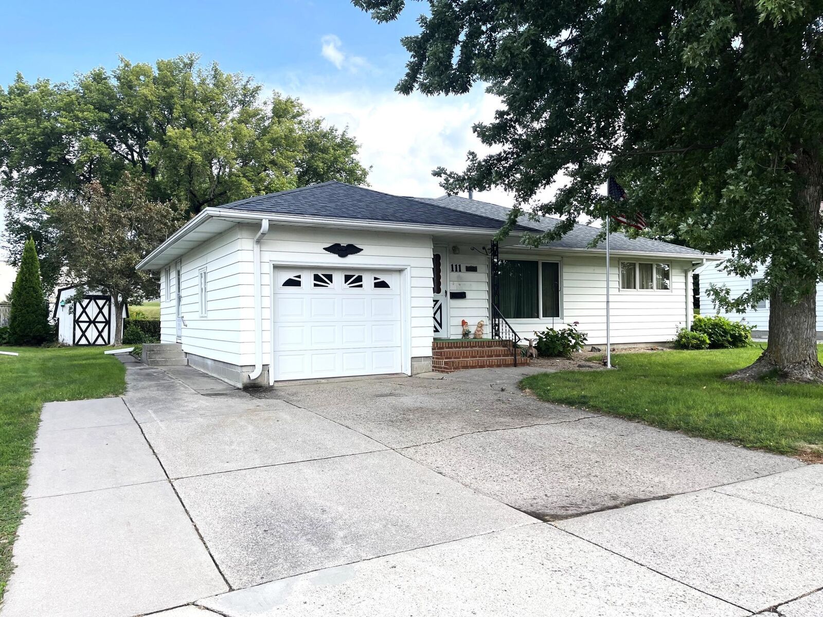 Property Photo: 111 Water Street MN 56031