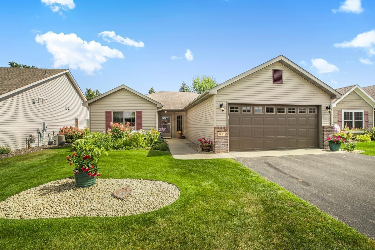Property Photo: 106 Weeping Willow Circle MN 56387