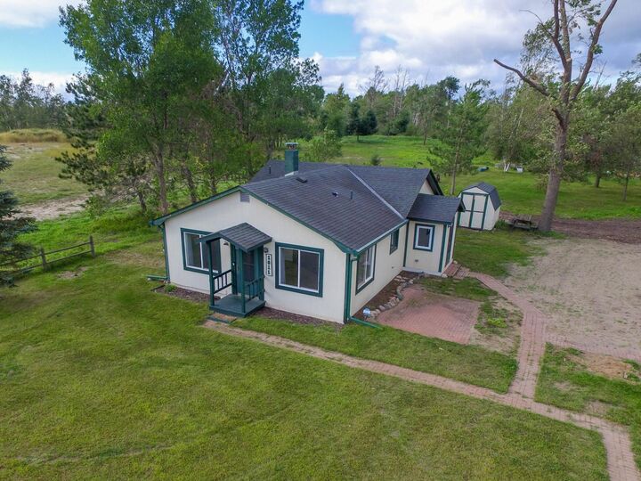 Property Photo:  1011 12th Street NW  MN 56601 