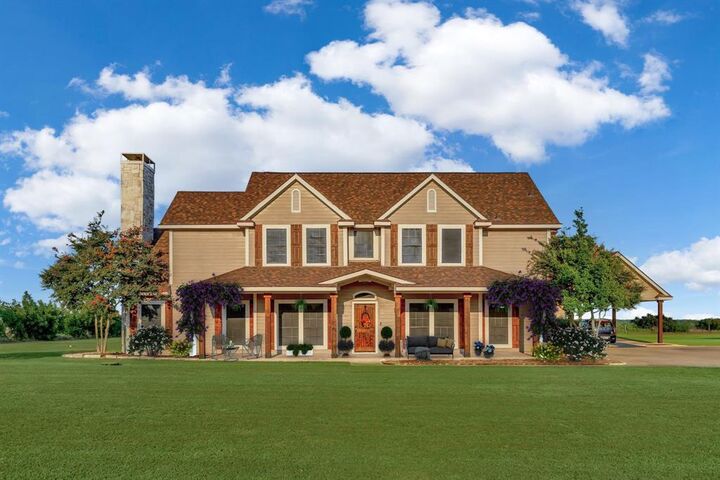 Property Photo:  1810 Longbranch Road  TX 76065 