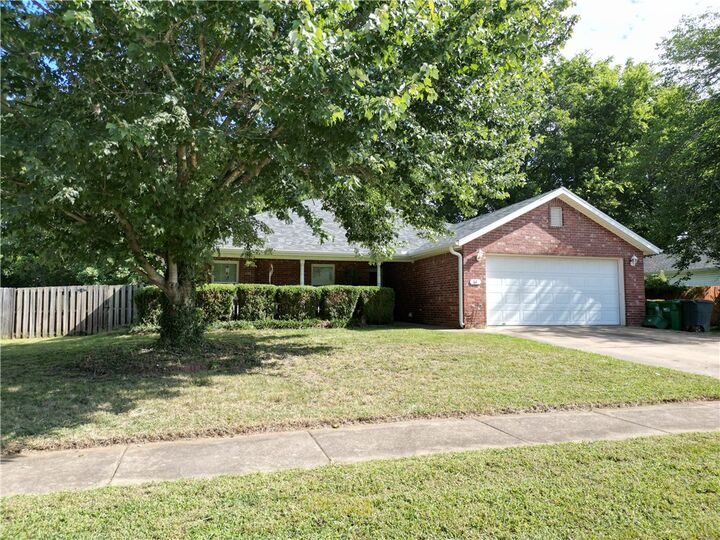 Property Photo: 64 Rob Street AR 72730