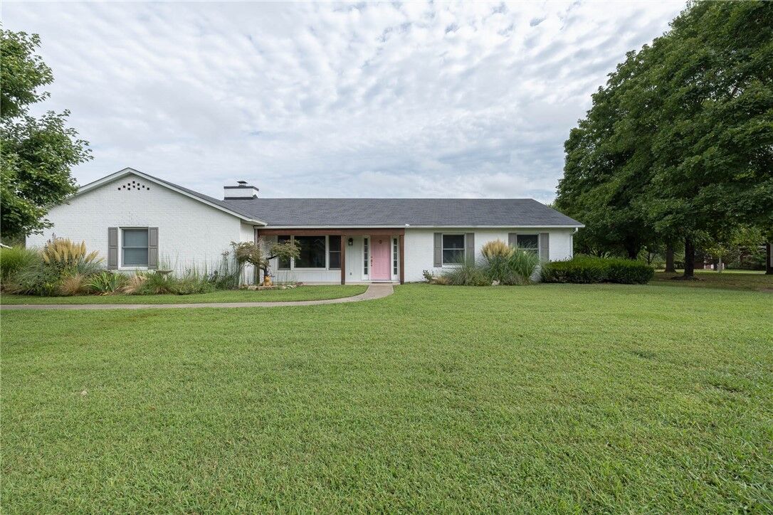 Property Photo: 2378 N Brandi Avenue AR 72701