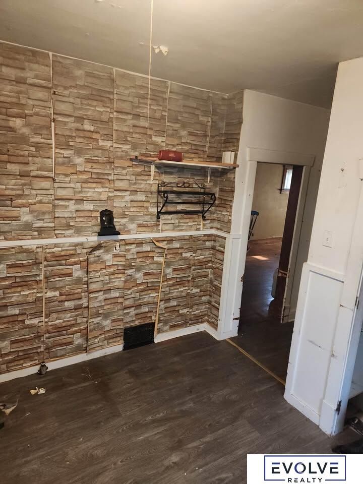 Property Photo: 4131 N 19th Street NE 68110