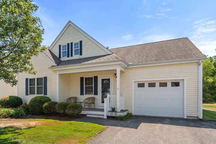 Property Photo: 7 Bisbee Dr 7 MA 02770