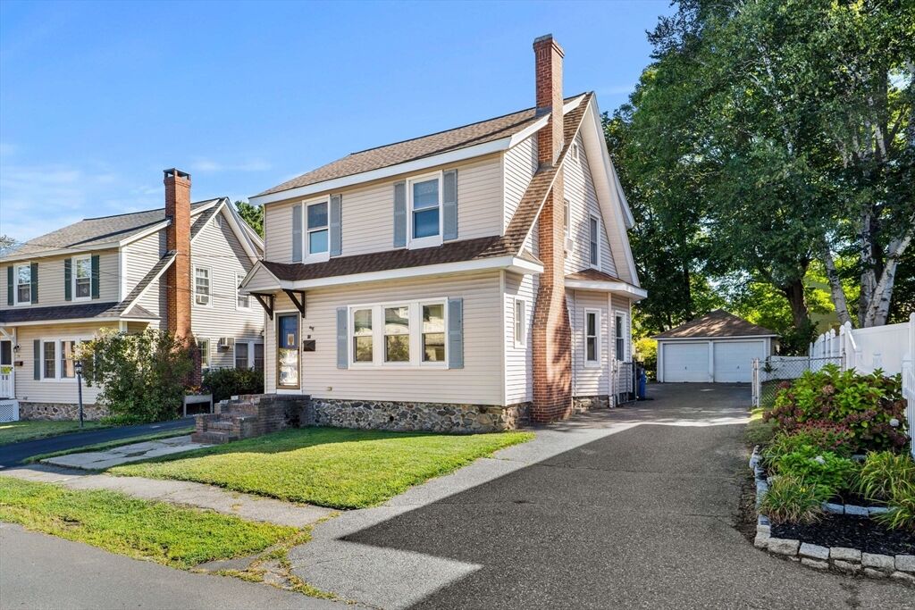Property Photo:  15 Blossom St  MA 01835 