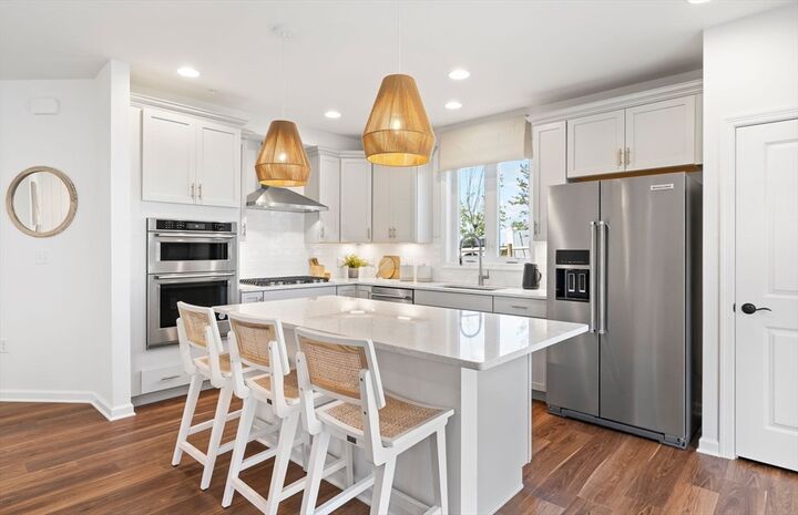 Property Photo:  2 Archer Way 1  MA 01801 