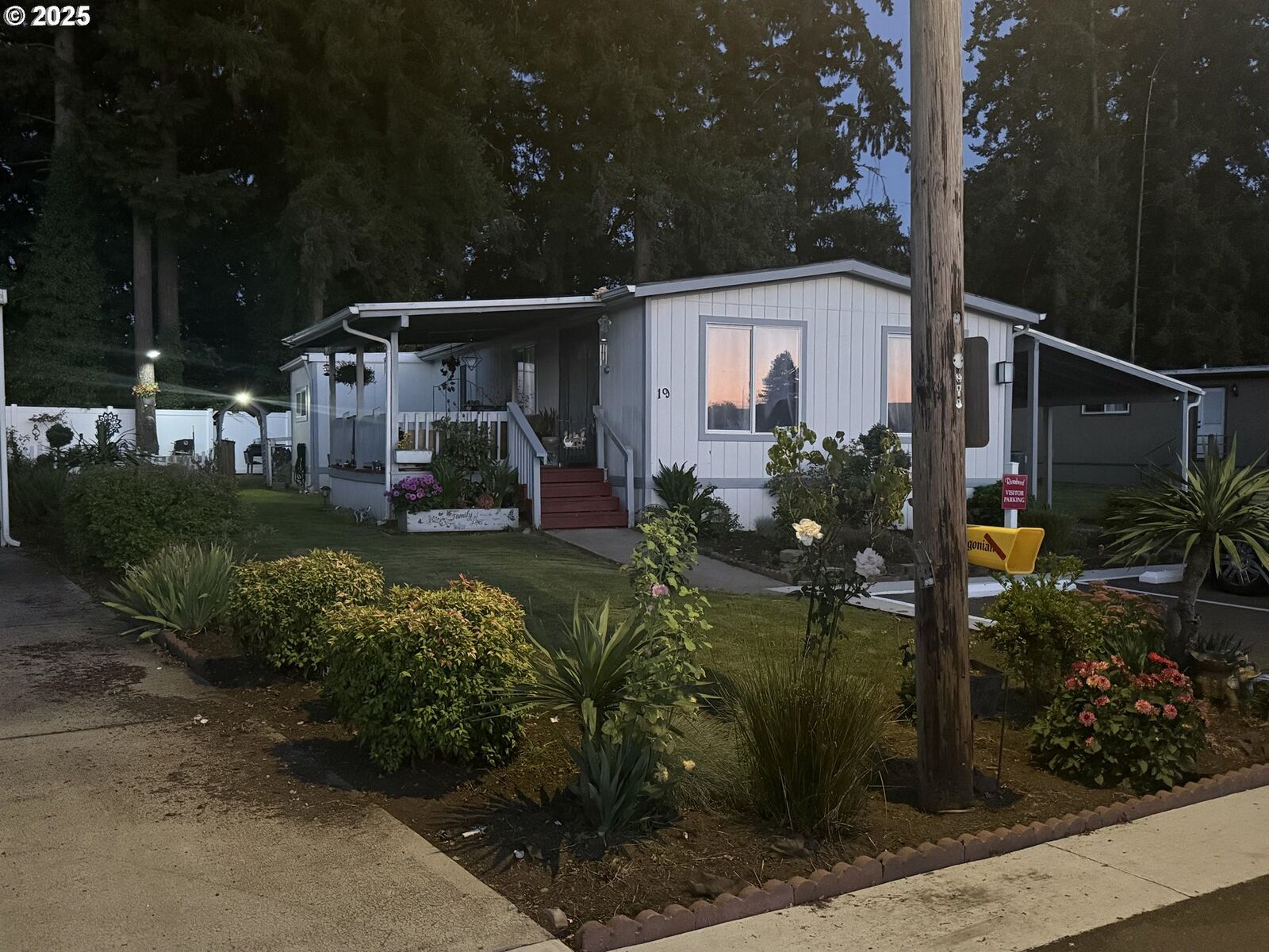 Property Photo: 13900 SE Highway 212 19 OR 97015