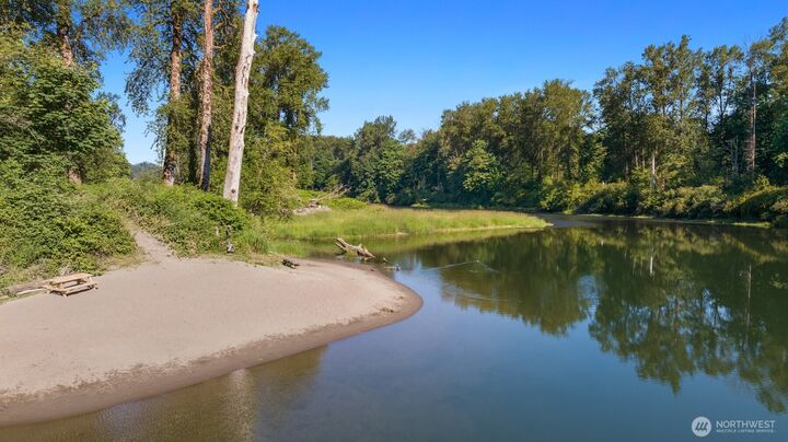 Property Photo: 15806 201st Place SE WA 98272