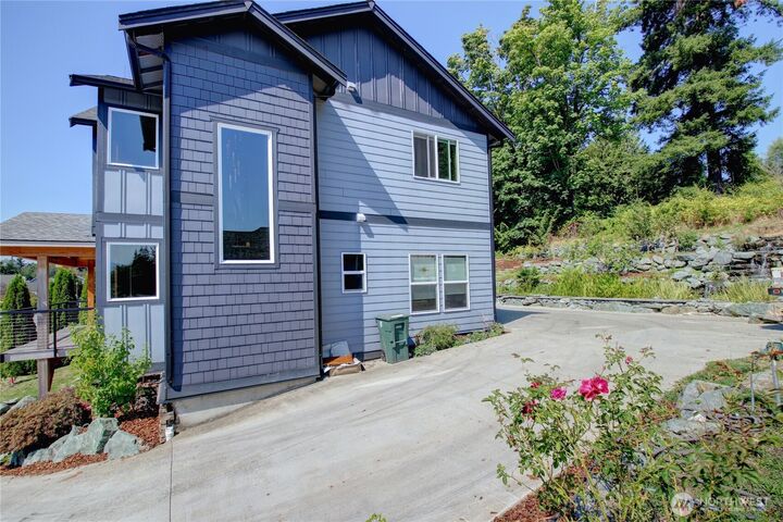 Property Photo: 426 Longtime Lane WA 98284