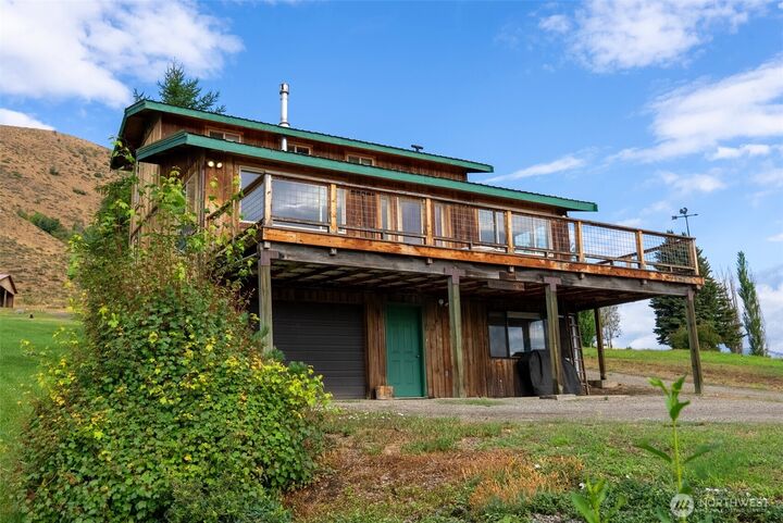 6  Patterson Lake Road  Winthrop WA 98862 photo