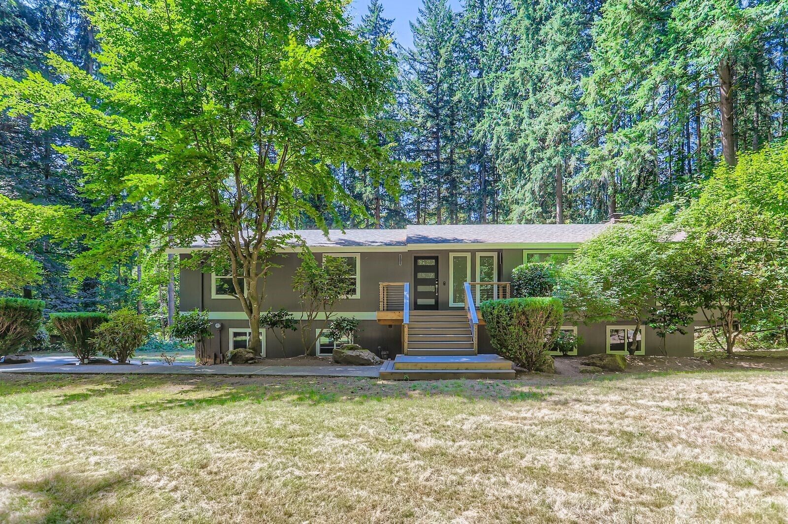 Property Photo:  19535 NE 144th Place  WA 98077 