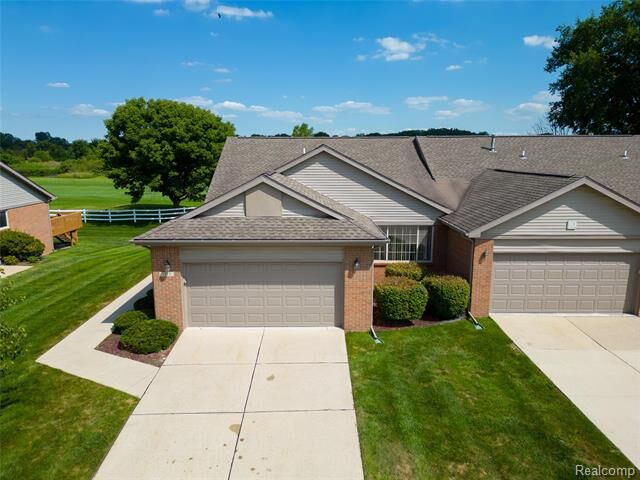 1913 Pebble Creek Drive  Canton Twp MI 48188 photo