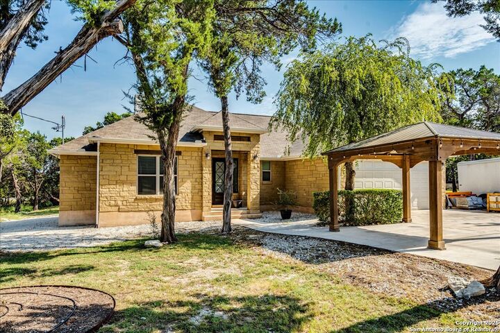 Property Photo:  267 Eagle Rock  TX 78070
