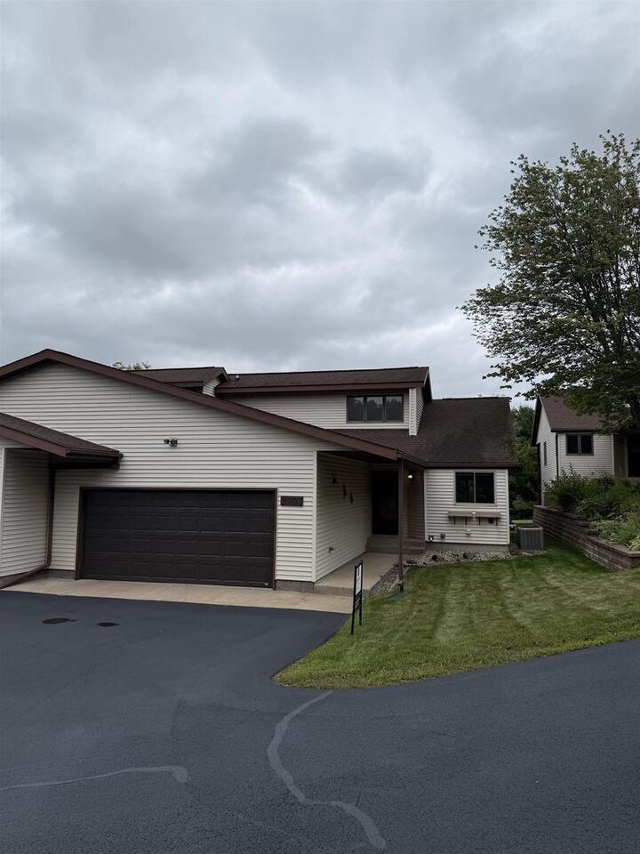 Property Photo:  2907 Westhill Drive  WI 54401 