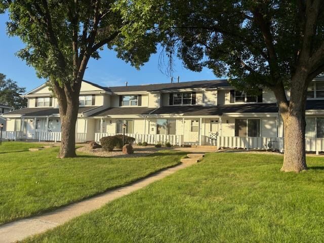 Property Photo:  1444 Canyon Drive 11  WI 53546 