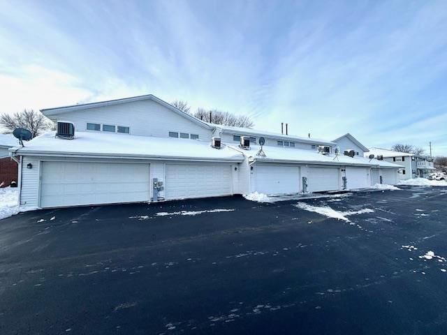 Property Photo:  1444 Canyon Drive 11  WI 53546 