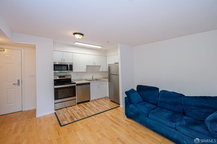 Property Photo:  8400 Oceanview Terrace 116  CA 94132 