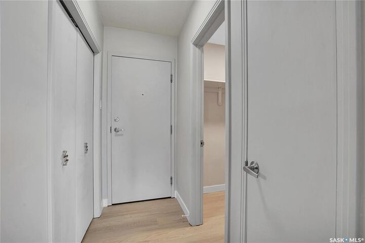 Property Photo: 2301 7th Street E 8 SK S7H 1A2