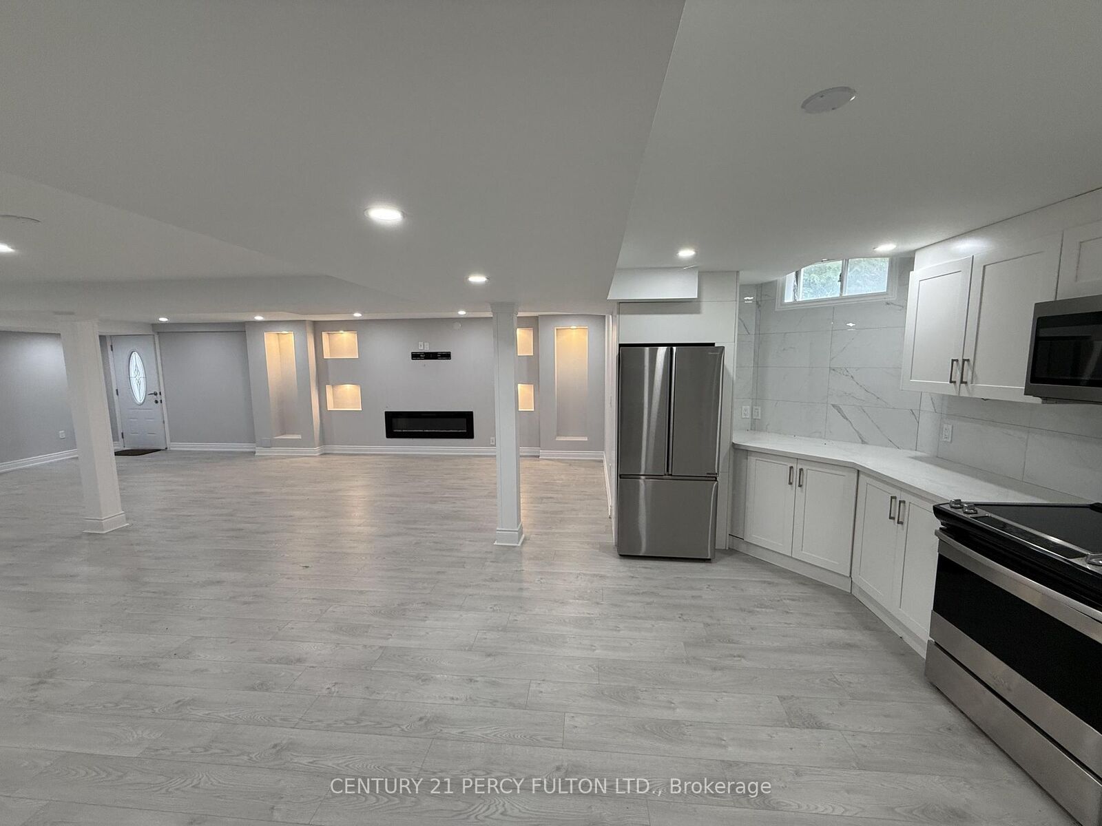 Property Photo:  932 Schaeffer Outlook  ON L3X 1V9 