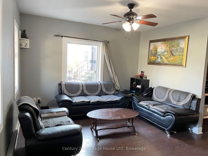 Property Photo:  42 Forsythe Street  ON L2A 1X2 