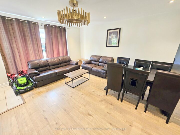Photo de la propriété:  828 Norval Road  ON L4P 3E9 
