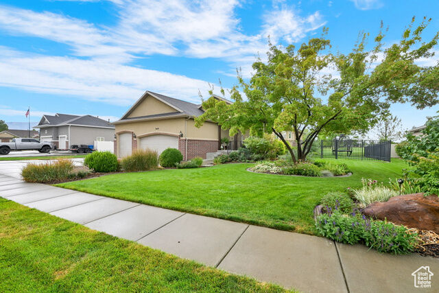 Property Photo: 2609 W 3500 N UT 84404