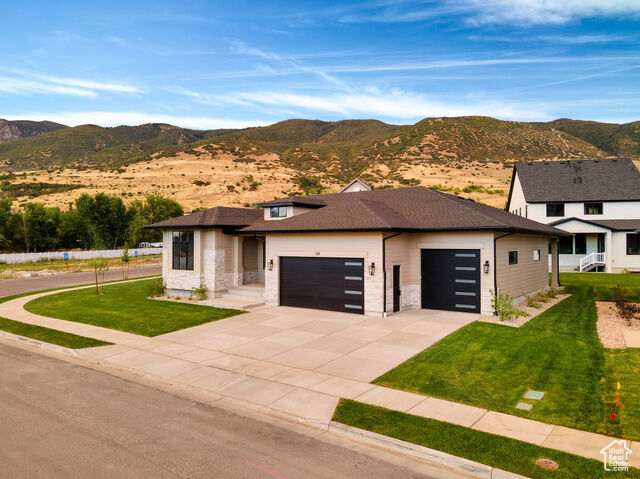 Property Photo: 581 W Summerhill Ln N UT 84014
