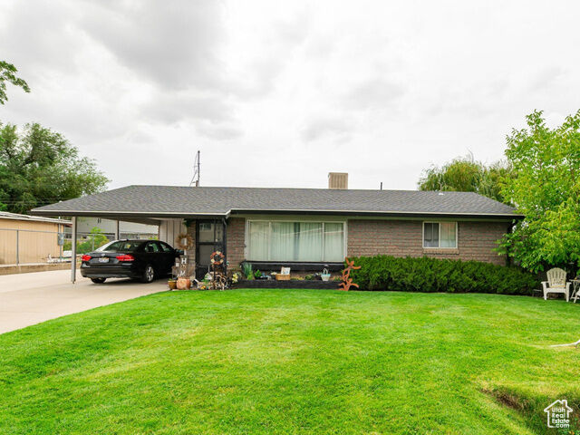 Property Photo:  5033 S 150 E  UT 84405 