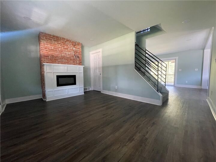Property Photo: 1207 Burchfield Rd PA 15101