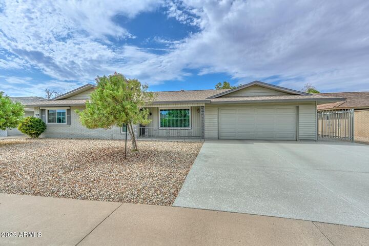 Property Photo: 9603 W Country Club Drive AZ 85373