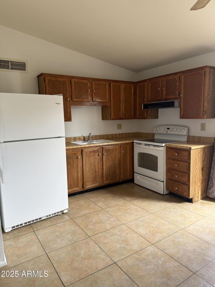 Property Photo: 6711 W Osborn Road 11 AZ 85033