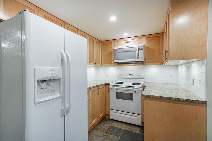 Photo de la propriété: 14686 St Andrews Drive BC V3R 5V4