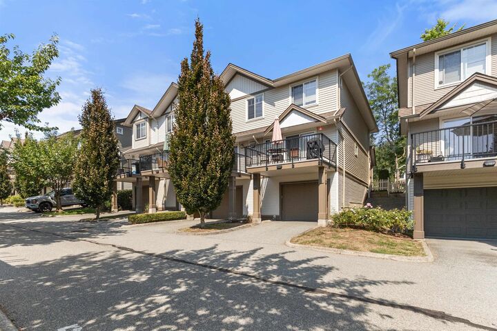 Property Photo: 4401 Blauson Boulevard 20 BC V3G 0A4