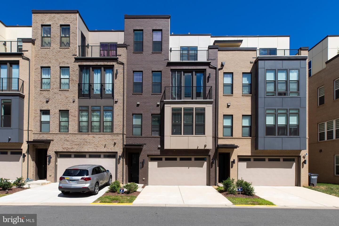 Property Photo:  14371 Beckett Glen Circle  VA 20151 