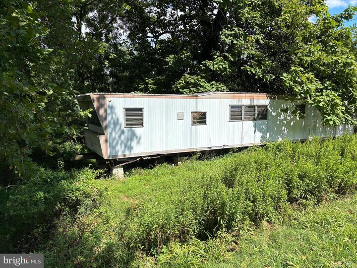 Property Photo: 304 Fairview Road PA 17070