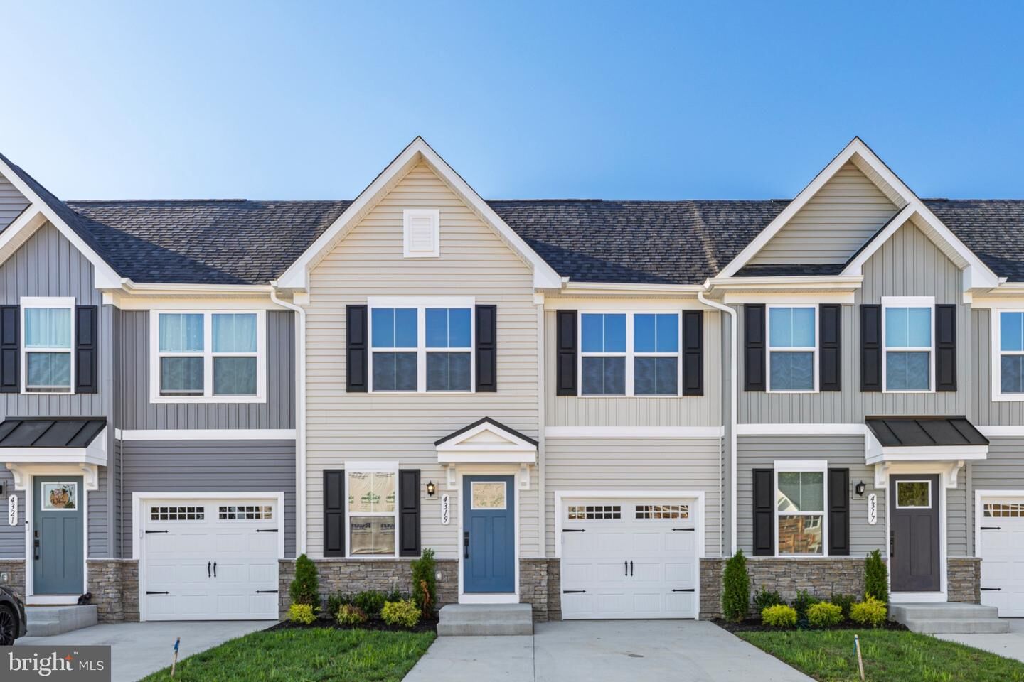 Property Photo: 4319 Southerby Drive VA 22408