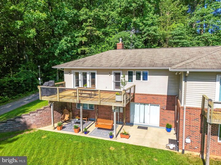 Property Photo: 46 Rock Ridge Lane VA 22623