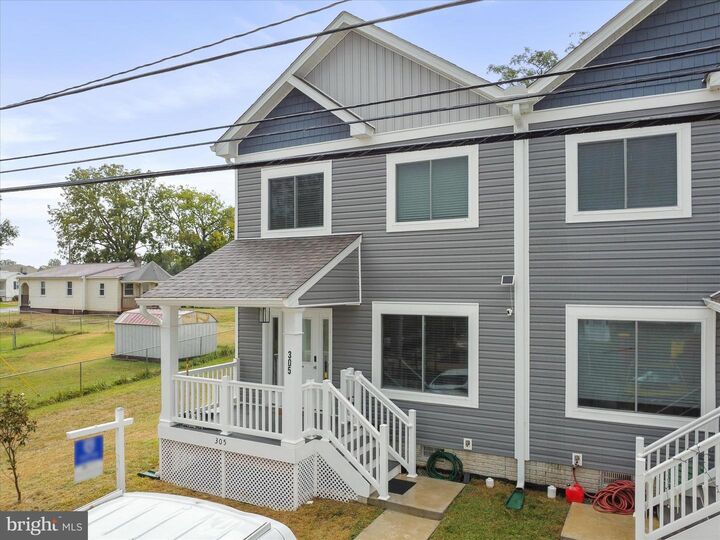 Property Photo: 305 E. 11th Ave WV 25438