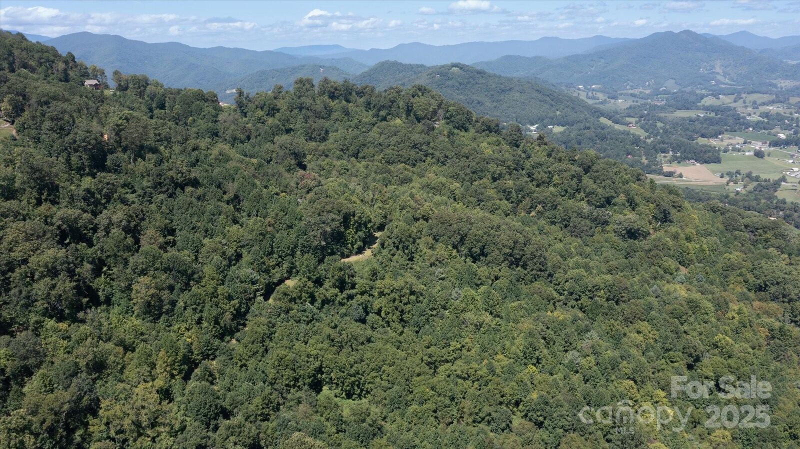 Property Photo: 107 Escalante Road 14 NC 28785