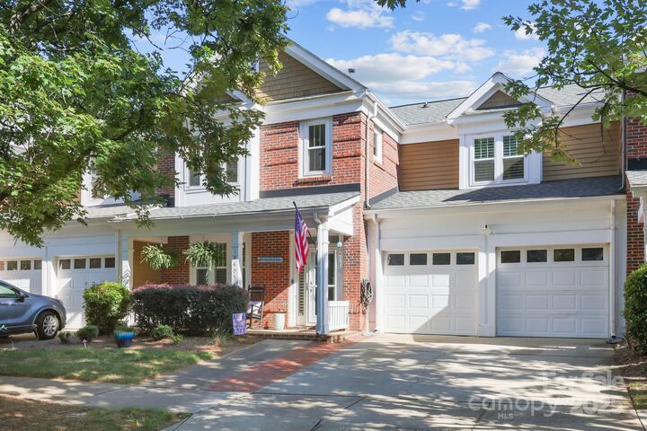 Property Photo:  18405 Harborside Drive  NC 28031 