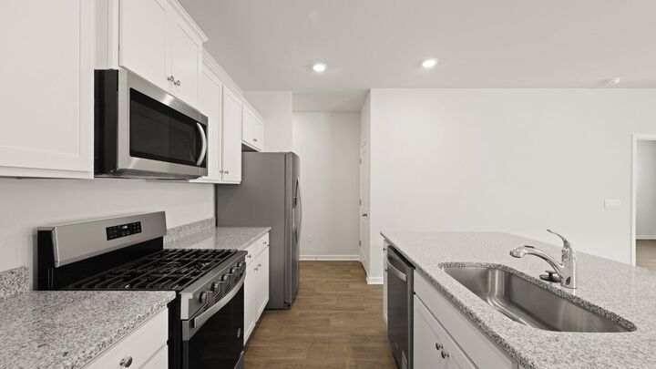 Property Photo:  804 Long Bluff Road  SC 29486 