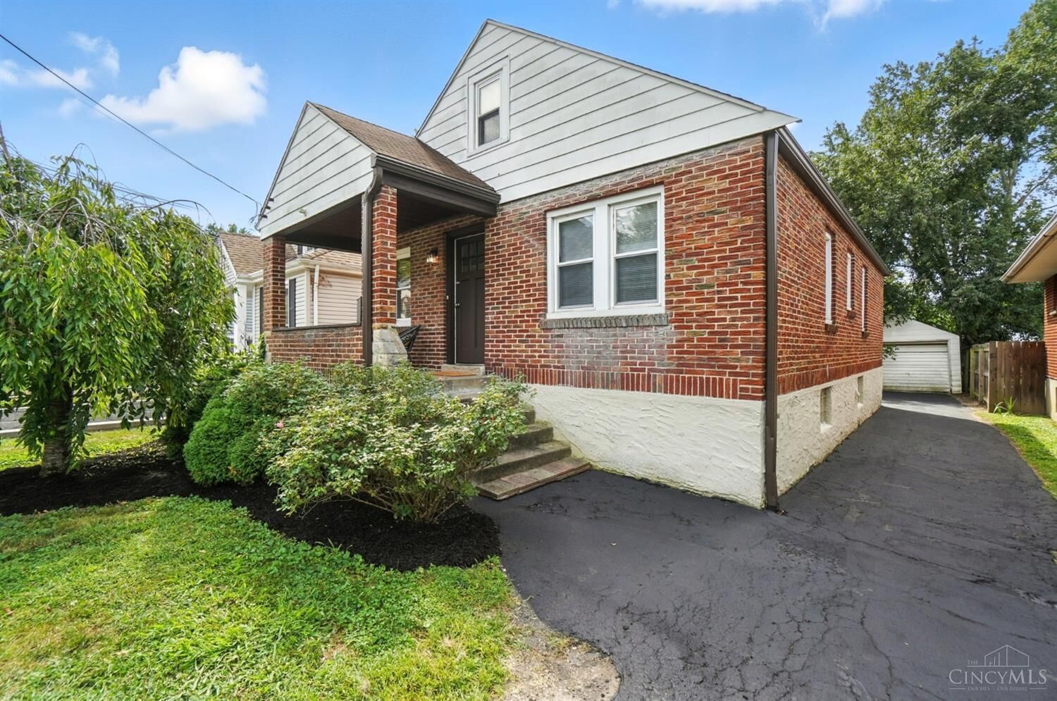 Property Photo: 7025 Palmetto Street OH 45227