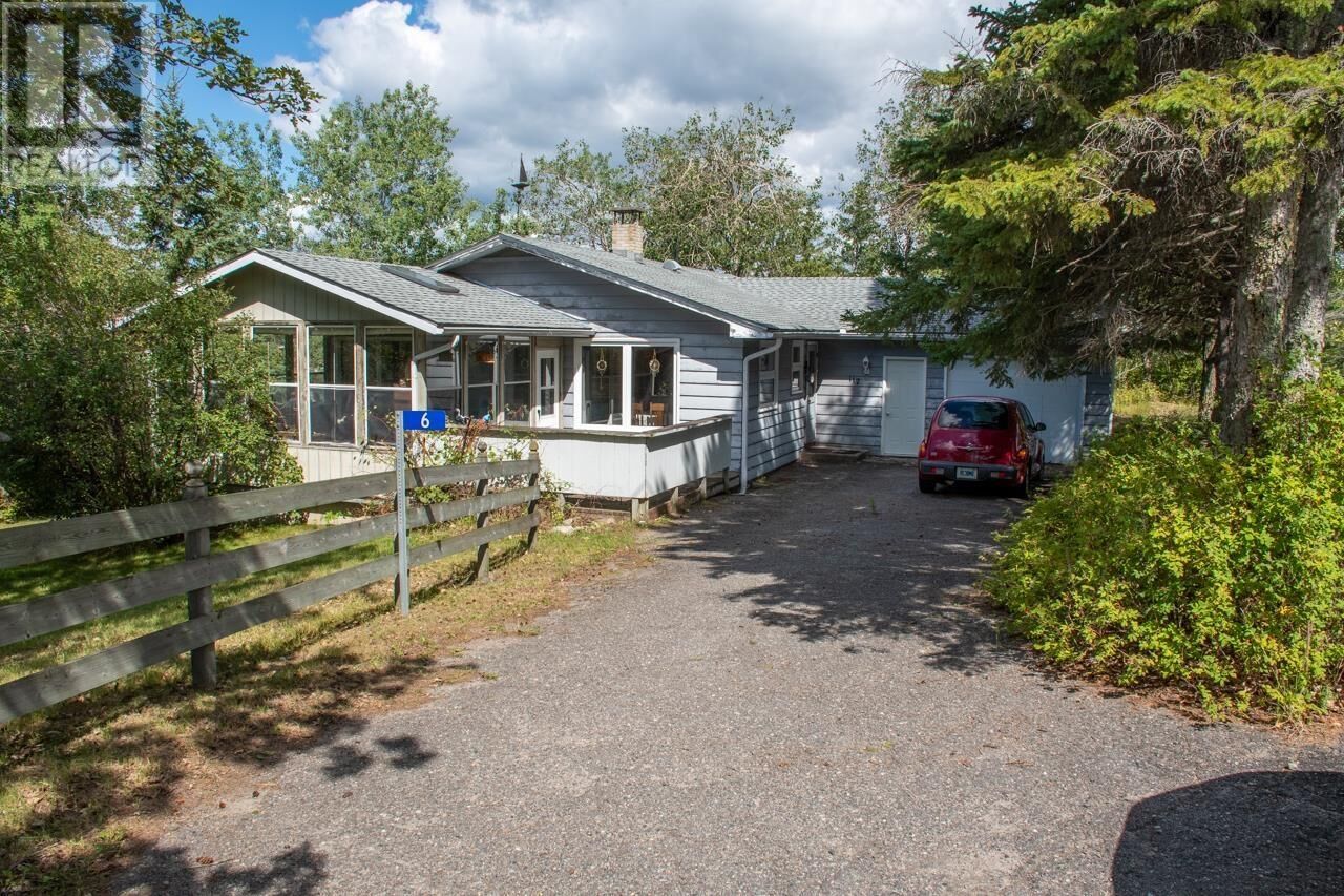 Property Photo: 6 Woodpecker Hill ON P0X 1N0