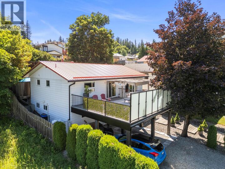 Property Photo: 230 6 Street Southeast BC V1E 4E8