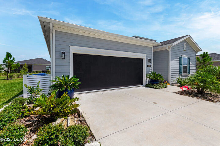 Property Photo: 4144 Acoma Drive FL 32174