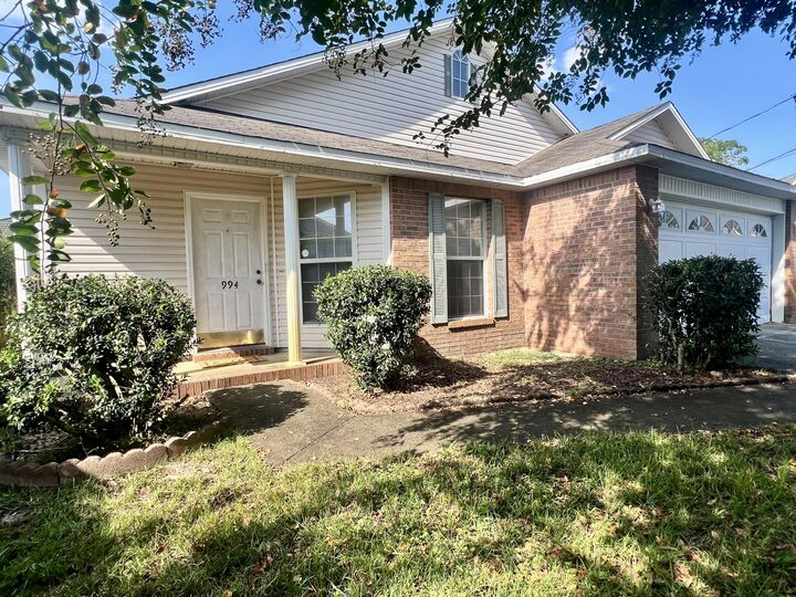 Property Photo: 994 Asaro Court FL 32547