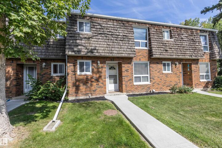 36 Great Oaks  Sherwood Park AB T8A 0V8 photo