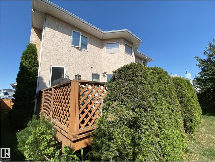 Property Photo: 6119 156 Avenue NW AB T5Y 2N1