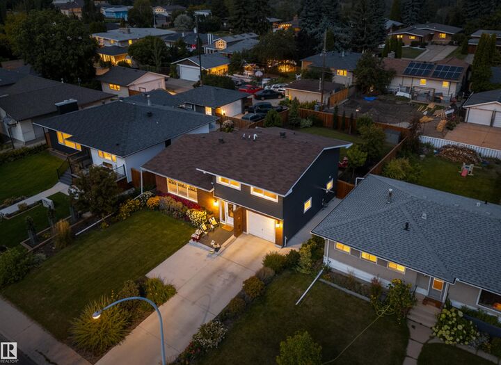 7708 106A Avenue NW  Edmonton AB T6A 1K6 photo